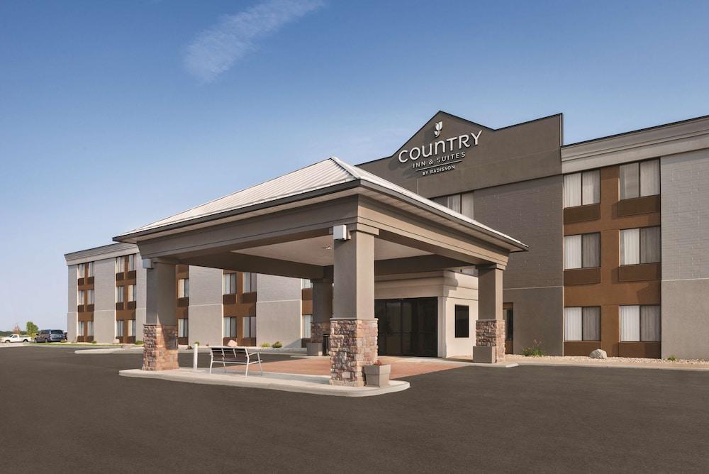 Country Inn & Suites By Radisson Mt. Pleasant-Racine West Wi Sturtevant Exterior photo